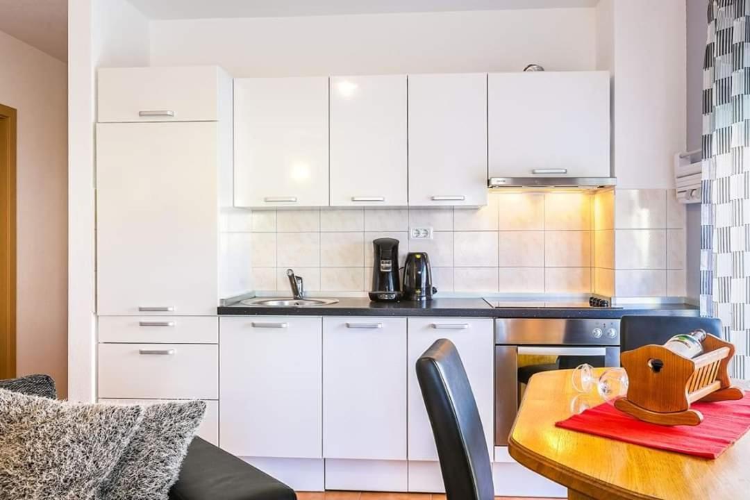 Apartman Nada *** Medulin Exterior foto