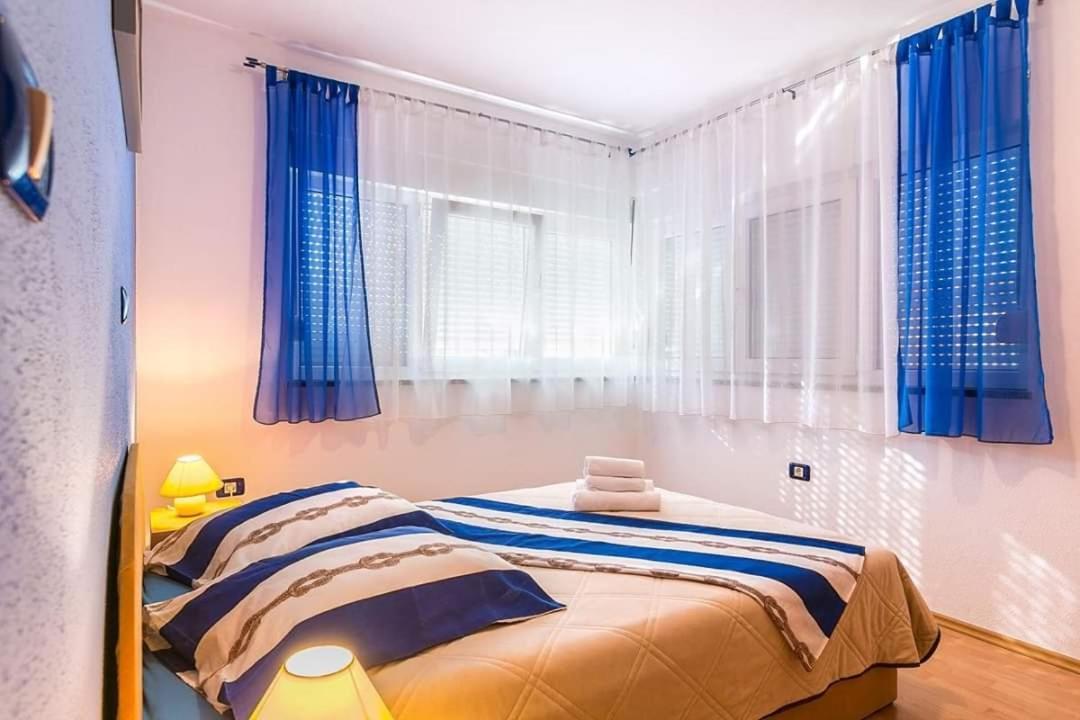 Apartman Nada *** Medulin Exterior foto